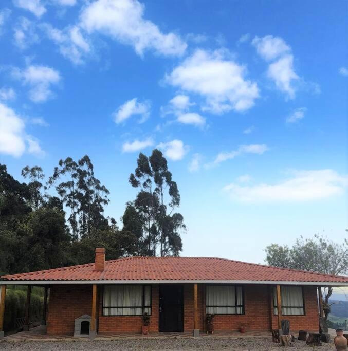 Chiquinquirá Hermosa Casa Campestre Moderna "Rancho La Marina" מראה חיצוני תמונה